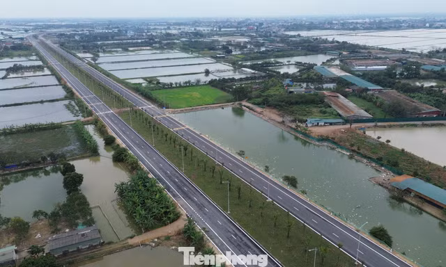 Gần 3 triệu tỷ đồng thực hiện các dự án giao thông chiến lược tái cấu trúc đô thị ở Hà Nội