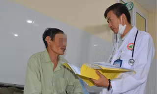 Một gia đình nhập viện sau bữa ăn nấm rừng quen thuộc