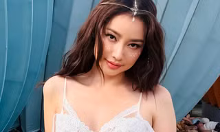 Trúc Diễm nhận thư mời từ Victoria's Secret 