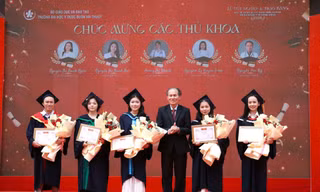 Trường Đại học Y Dược Buôn Ma Thuột trao bằng tốt nghiệp cho 283 tân bác sĩ, dược sĩ