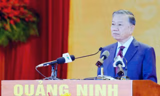Tổng Bí thư, Chủ tịch nước: Quảng Ninh cần tiếp tục chuyển đổi từ 'nâu' sang 'xanh'