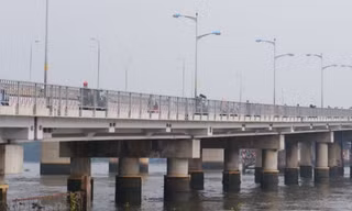Cấm ô tô qua cầu Bình Triệu 1, TPHCM đến 30/11