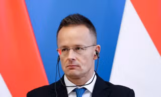 Đường ống dẫn dầu từ Nga bị tấn công, Hungary chỉ trích Ukraine