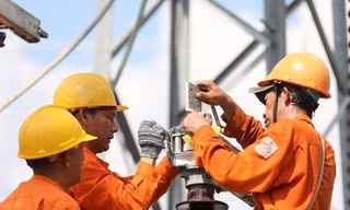 EVN thoát đáy, có lãi năm trong 2025