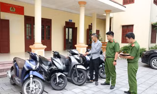 Từ vụ vờ mua xe máy SH rồi rồ ga bỏ chạy, thu giữ thêm nhiều xe không giấy tờ