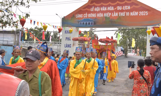 Nghi thức cúng đình cổ gần 300 năm