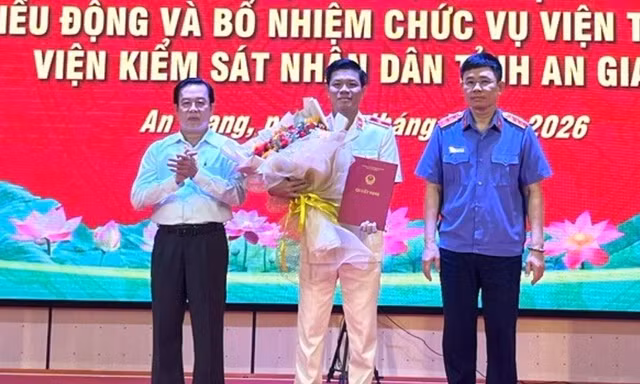 Ông Kiều Hoài Phong giữ chức Viện trưởng Viện Kiểm sát nhân dân tỉnh An Giang