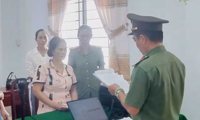 Bắt tạm giam người phụ nữ đăng 48 video xuyên tạc, vu khống