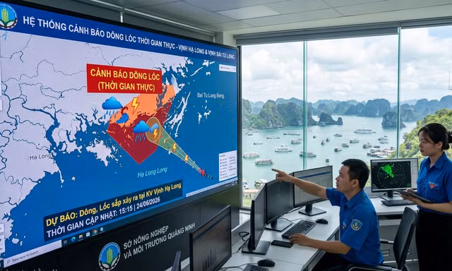 Quảng Ninh vận hành hệ thống cảnh báo dông lốc tức thời trên vịnh Hạ Long