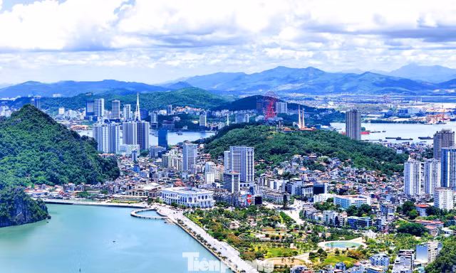 Gần 100% hộ dân đồng thuận thành lập thành phố Quảng Ninh