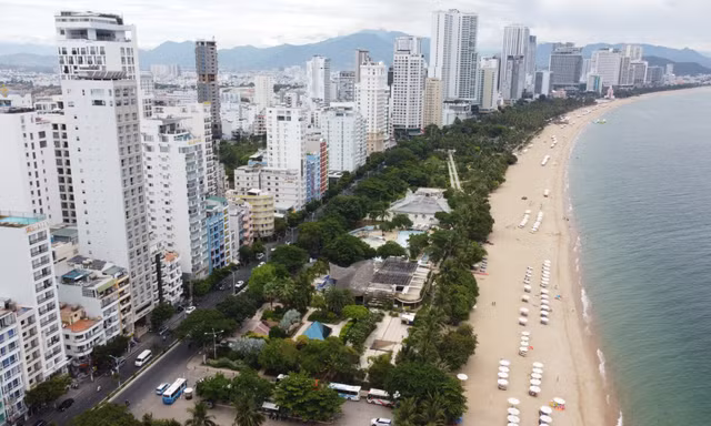 Dự án công viên trăm tỷ 'đắp chiếu' trên bờ biển Nha Trang
