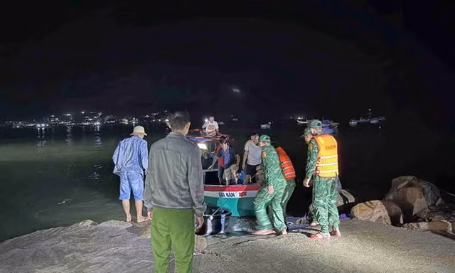Phát hiện thêm một thi thể trong vụ chìm tàu cá ở biển Khánh Hòa