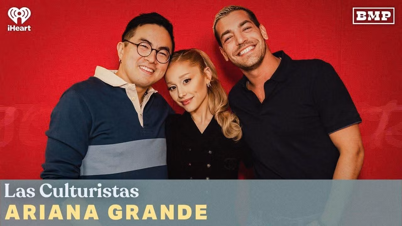 Ariana Grande chia sẻ rằng bản thân yêu thích diễn xuất và nhạc kịch.