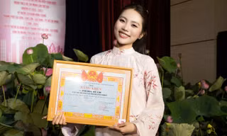 Phương Mỹ Chi tự hào hát 'Made In Vietnam', tiếp tục được tuyên dương 'Thanh niên tiên tiến làm theo lời Bác' năm 2026