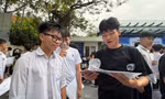 Thi lớp 10 còn hai môn Văn và Toán là 'quay về thời kỳ 30 năm trước'