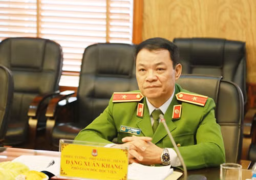 Thiếu tướng Đặng Xuân Khang