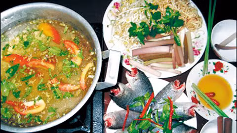 Lẩu cá rô, bông súng chữa yếu sinh lý