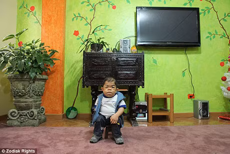 Anh chàng cao gần 70 cm mơ tìm bạn gái