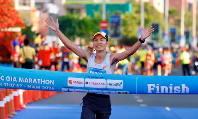 Hoàng Nguyên Thanh: 'Bảy năm vô địch là hành trình không dễ dàng'