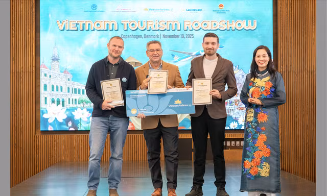 Vietnam Airlines đẩy mạnh xúc tiến du lịch tại châu Âu: Công bố đường bay thẳng TP.HCM - Copenhagen