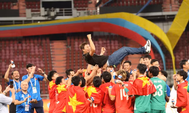AFC chờ Đông Nam Á bước lên đỉnh vinh quang U23 châu Á: Việt Nam hay Thái Lan?