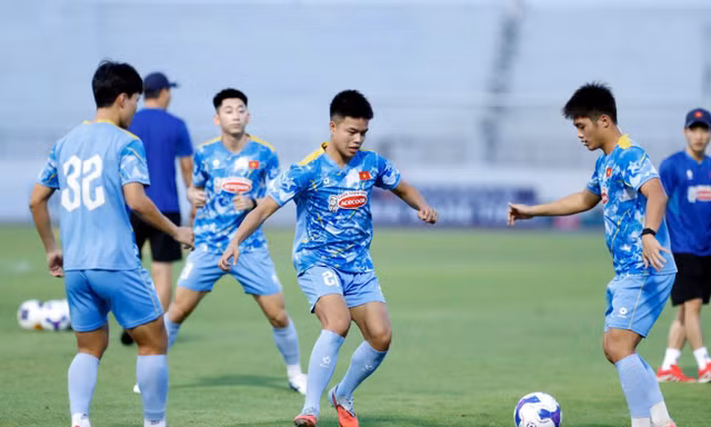 Tuyển thủ U22 Việt Nam không ngại đổi sân, giữ vững mục tiêu vàng SEA Games 33
