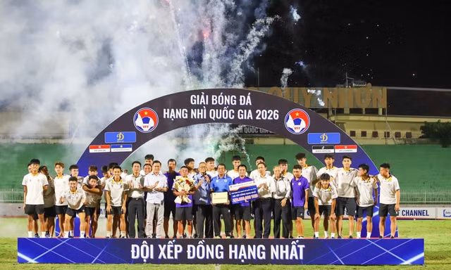 VCK Giải hạng Nhì quốc gia 2026: Trẻ Hà Nội và Huế đồng hạng Nhất, giành quyền thăng hạng