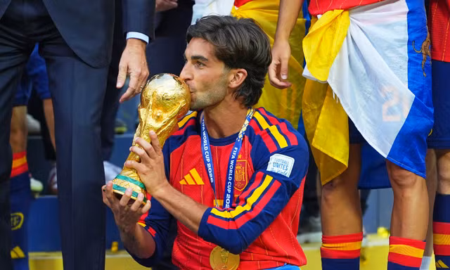 Người hùng Ferran Torres tiết lộ điều đặc biệt sau bàn thắng vô địch World Cup