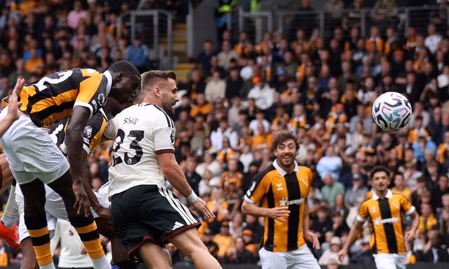 Trực tiếp Hull City vs MU 2-0 (H1): Vào!!! MU thua bàn thứ 2