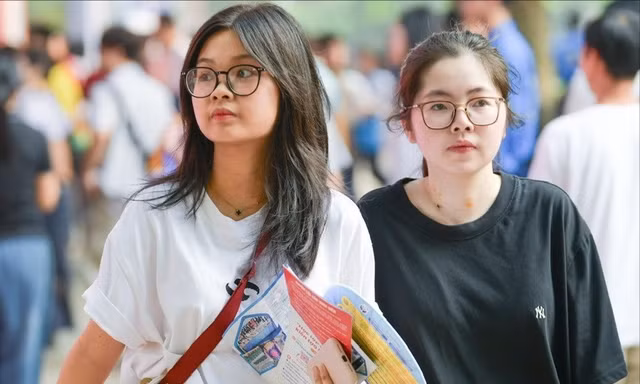 Bộ Giáo dục lấy ý kiến bỏ xét tuyển học bạ