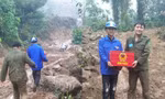 Hình ảnh tận tâm, trách nhiệm của tuổi trẻ Tuyên Quang, Quảng Trị trong ngày bầu cử