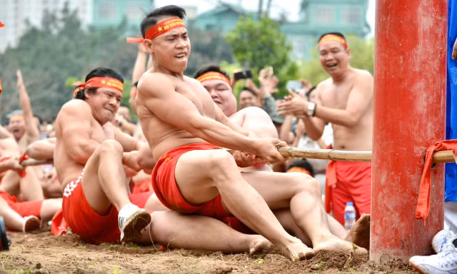 Tham vọng không gian sáng tạo độc đáo của Hà Nội từ di sản kéo co ngồi được UNESCO vinh danh