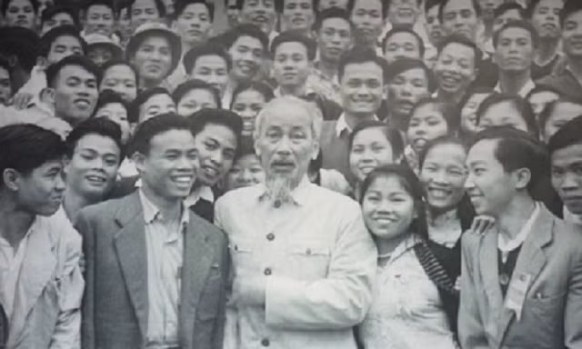 Lý do ngày 24/11 được chọn là Ngày Văn hóa Việt Nam, ngày toàn dân được nghỉ?