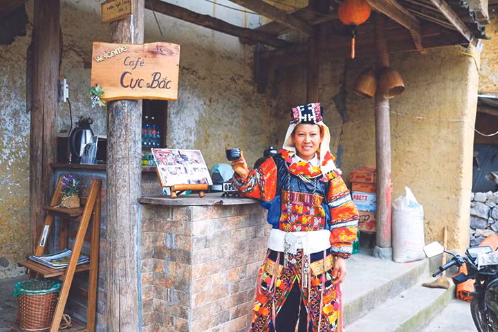 Chị Vấn chủ quán Cực Bắc