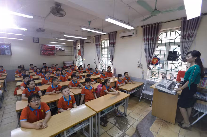 Thiết bị dạy học tối thiểu không thể thiếu trong dạy và học Ảnh: Nguyễn Đại