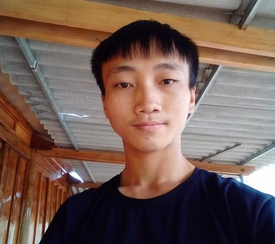 Vượt lên hoàn cảnh, Xồng Bá Hùa thi đỗ Trường ĐH Y Hà Nội