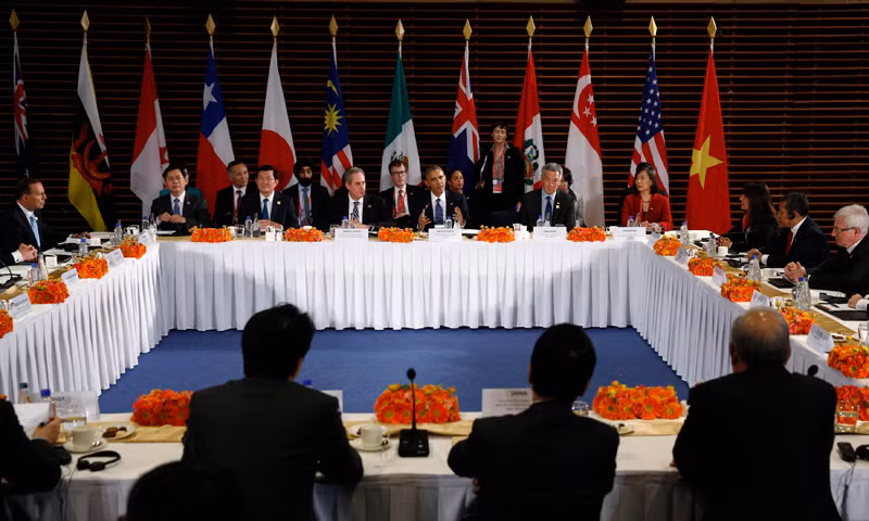 Lãnh đạo các quốc gia trên bàn đàm phán, ký kết Hiệp định TPP đầu tháng 10/2015.