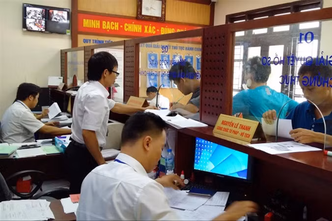 Hà Nội đang triển khai nhiều giải pháp để đại phẫu bộ máy, xây dựng chính quyền đô thị.