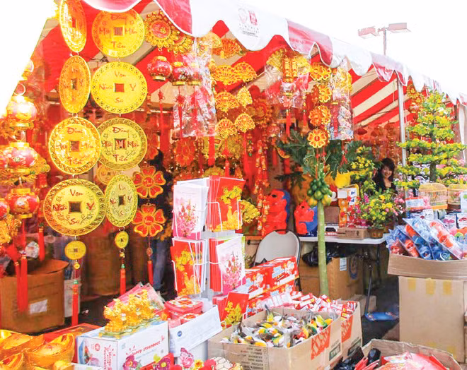 Gian hàng Tết của người Việt ở hải ngoại.