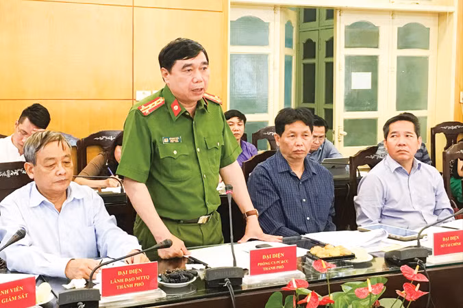 Đại tá Lê Mạnh Tuấn, Phó Giám đốc cảnh sát PCCC Hà Nội. Ảnh: Trường Phong.