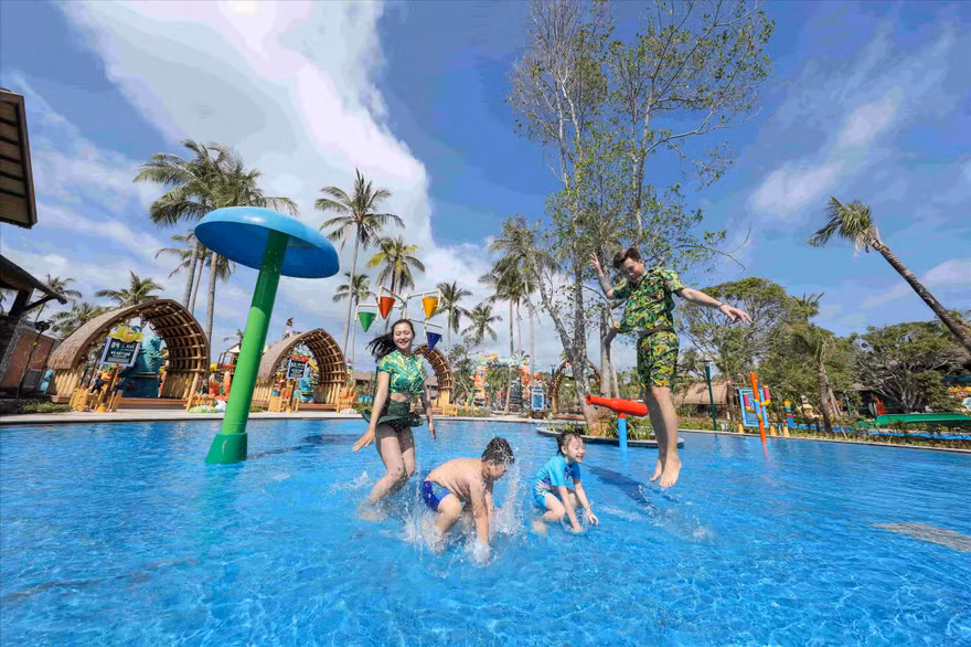  Du lịch nghỉ dưỡng biển vẫn chiếm ưu thếẢnh: KỲ SƠN