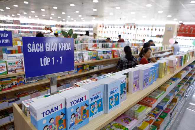Sẽ có thị trường cạnh tranh về SGK bắt đầu từ năm học 2019-2020 Ảnh: Như Ý 
