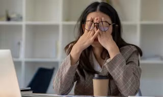 Người trẻ tại Anh đối mặt với khủng hoảng kép: thất nghiệp tăng và sức khỏe giảm
