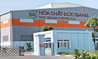 Quỹ ngoại, lãnh đạo đua nhau bán cổ phiếu