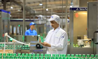 Vì sao dễ lẫn lộn giữa sữa tươi và sữa nước?