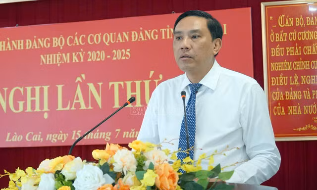 Đồng chí Hoàng Giang