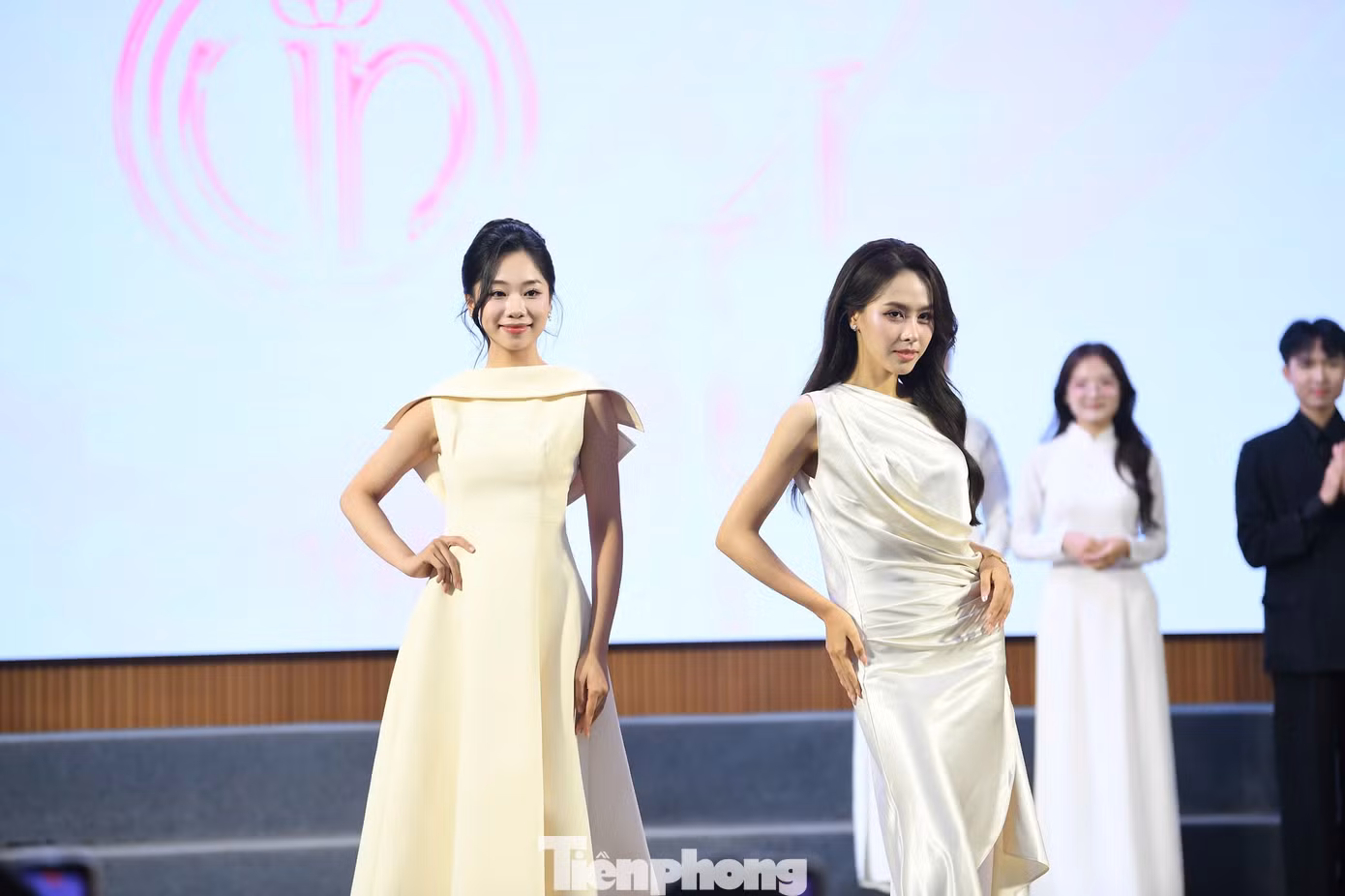 tp-catwalk50.jpg