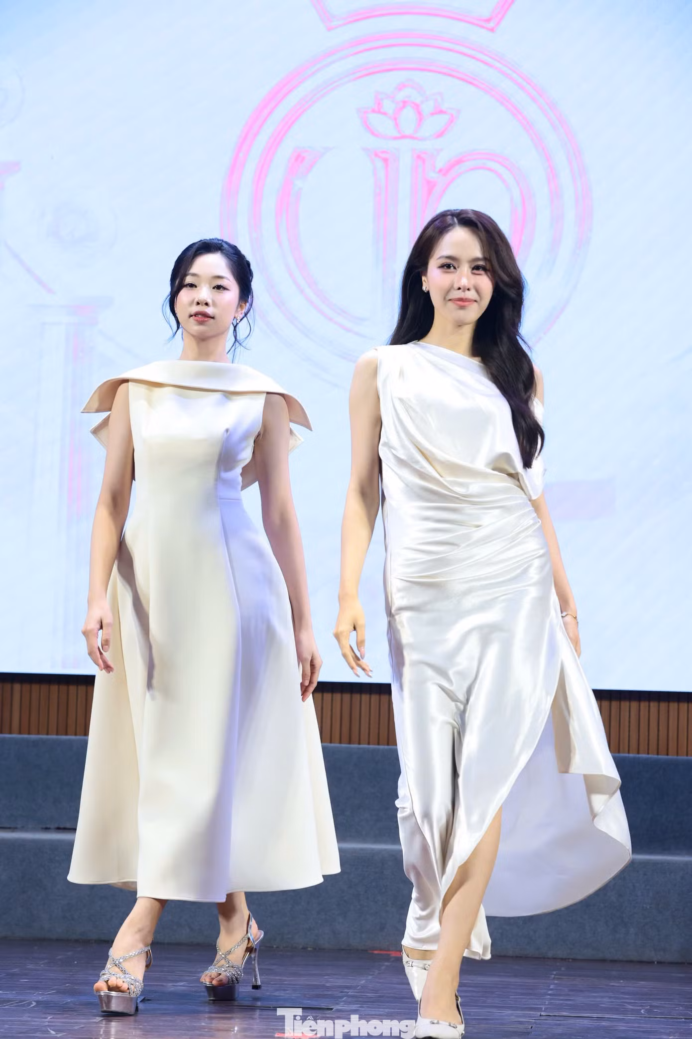tp-catwalk25.jpg