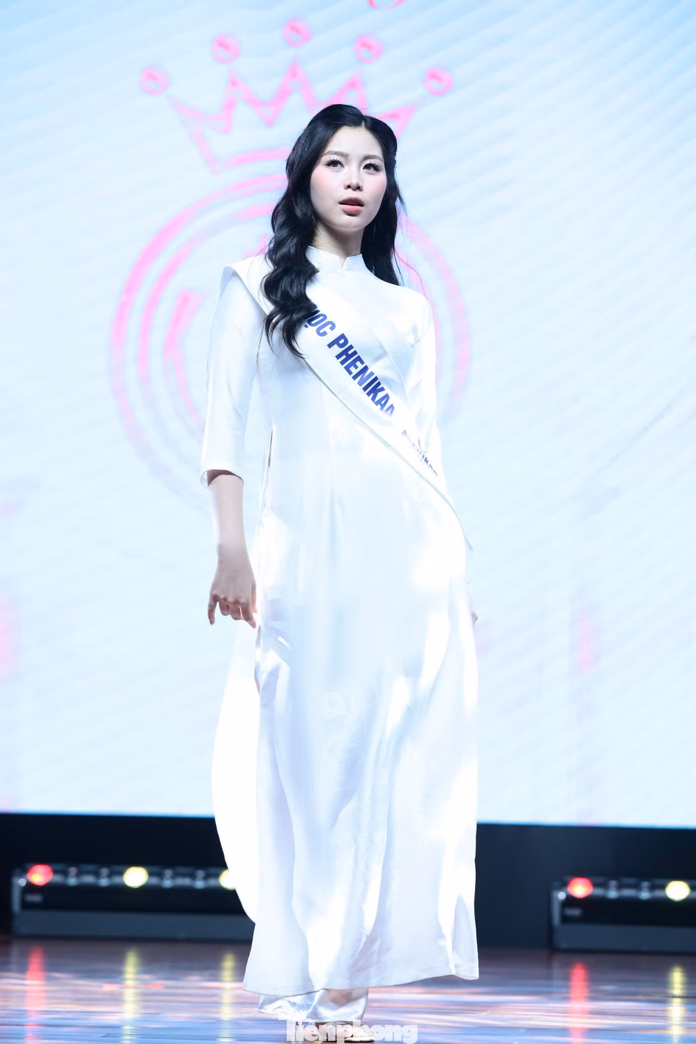 tp-catwalk38.jpg