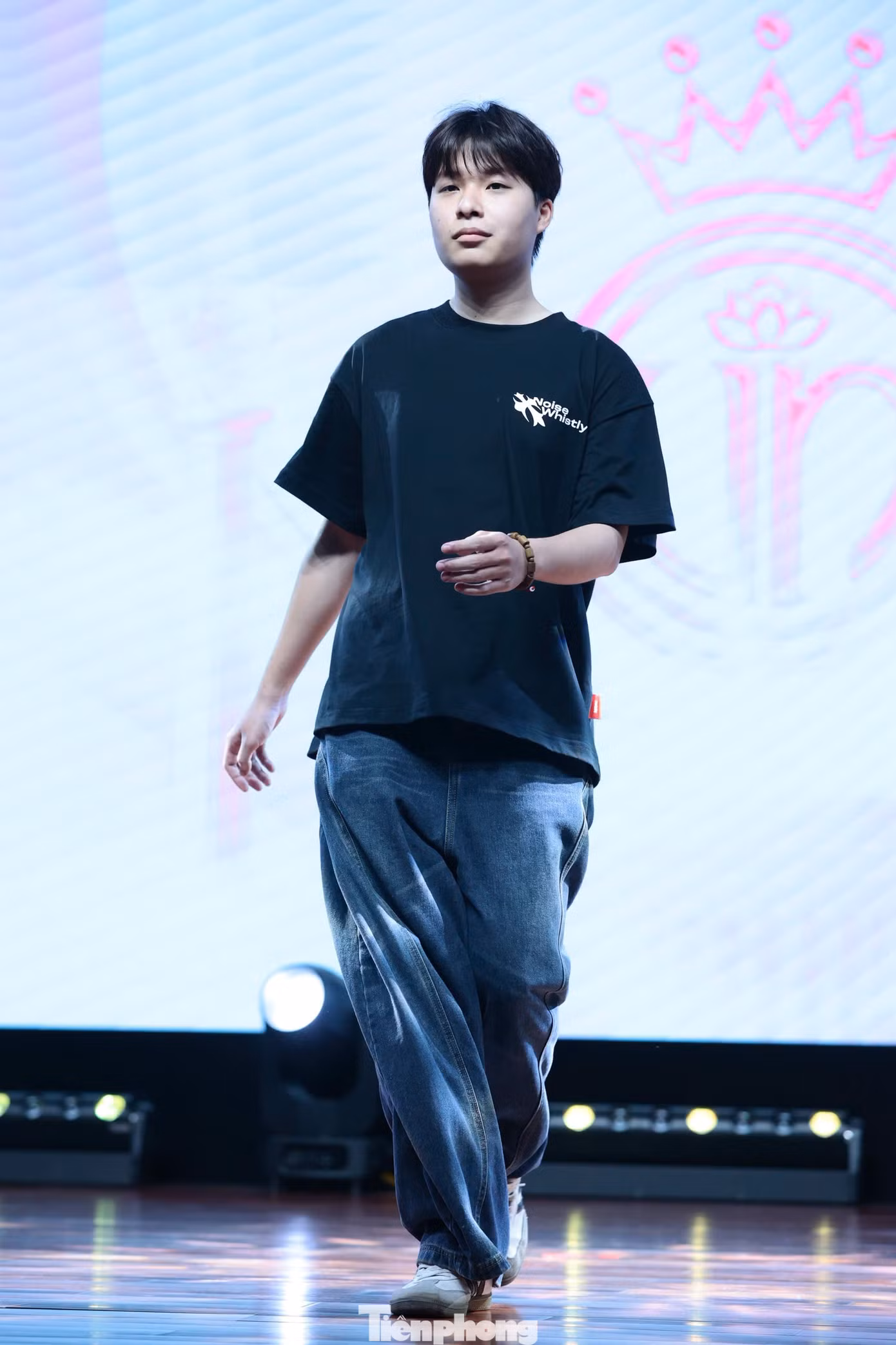 tp-catwalk25.jpg